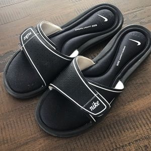 Nike slides